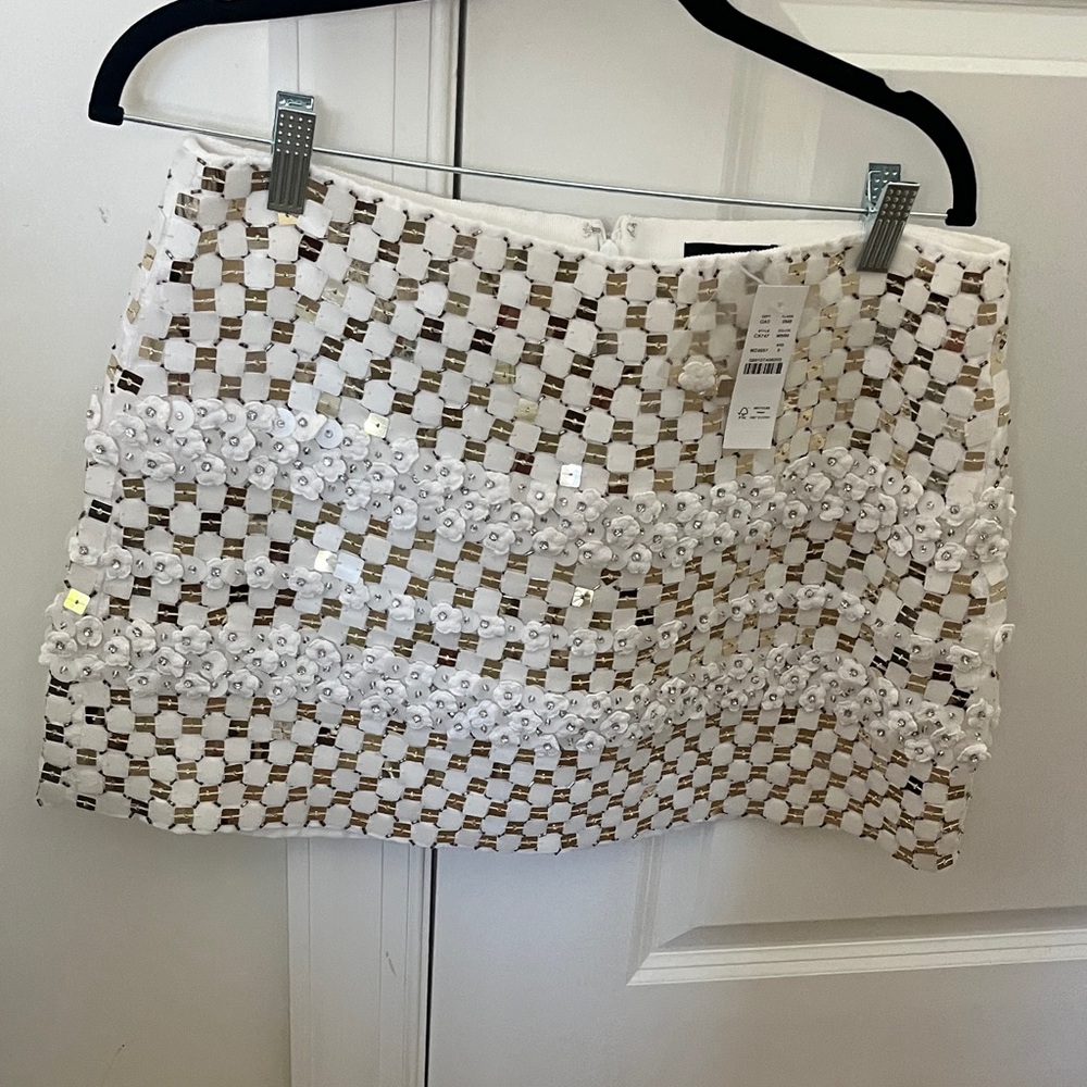 Elegant White and Gold Women's Skirt